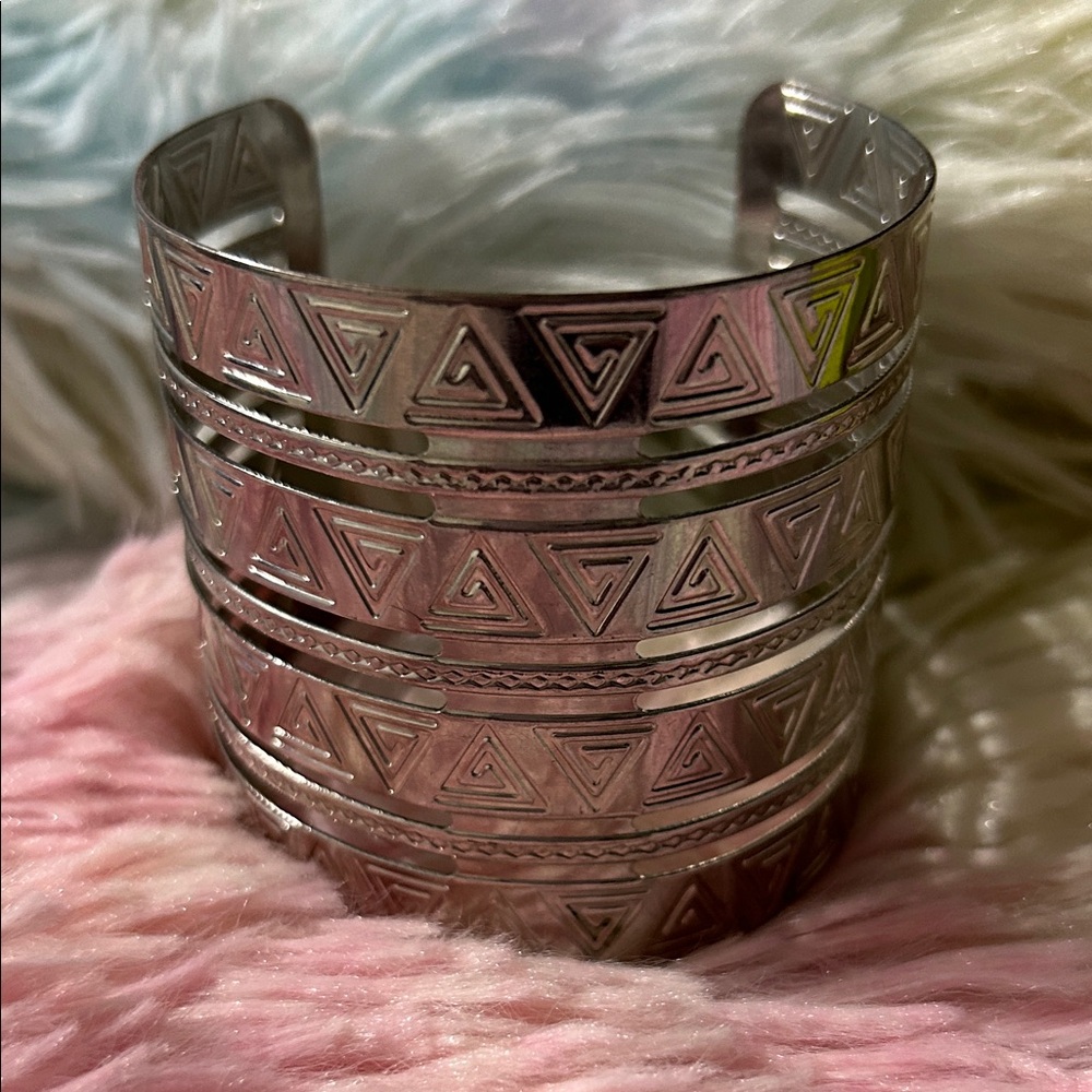 Silver Geometric Cuff Bracelet - Picture 3 of 4